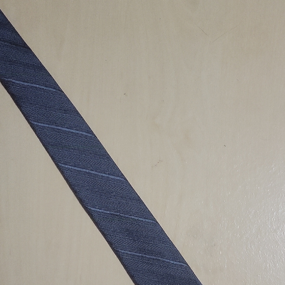 Saks Fifth Avenue Navy Chevron Tie